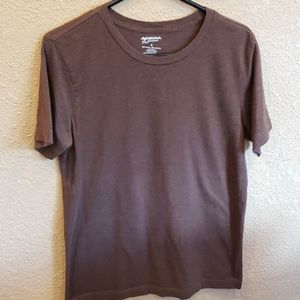 Plain brown t shirt